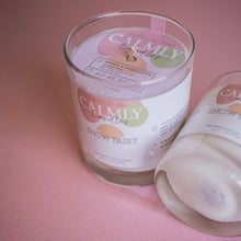 Load image into Gallery viewer, Calmly candles crafted by hand soy wax fragrance candles. Snow fairy scented soy candles in 3 sizes, 30cl, 20cl and 4cl. Hand poured in Surrey, UK. Vegan and cruelty free. 100% cotton wick